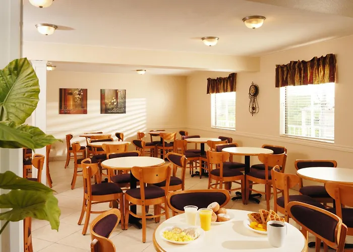 Whispering Hills Inn